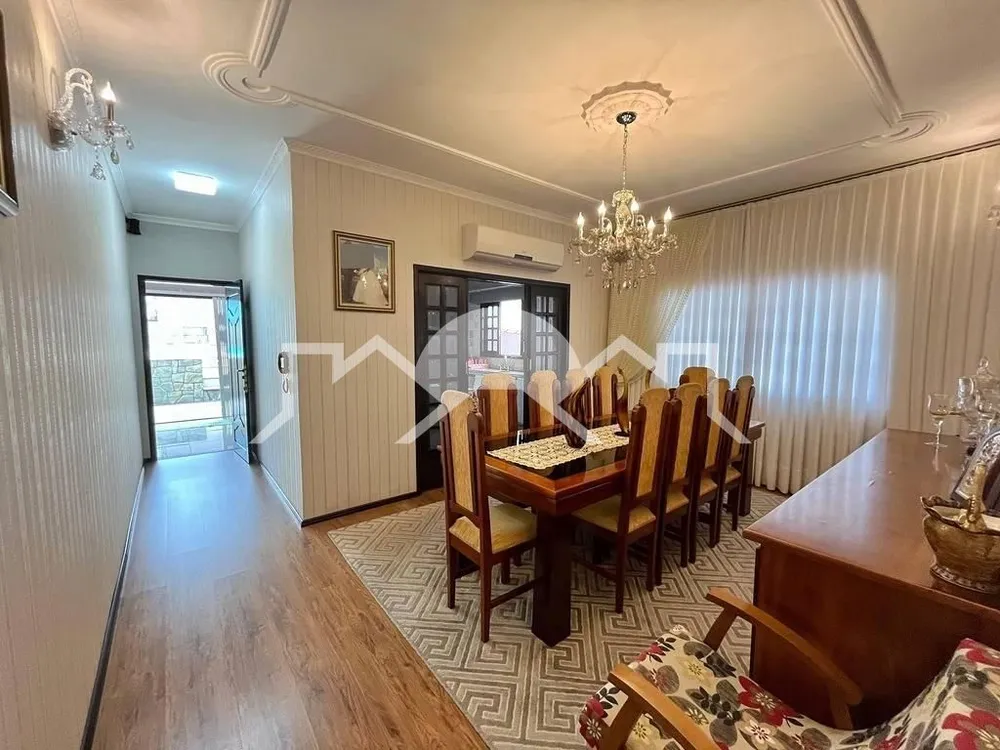 Casa, 4 quartos, 250 m² - Foto 2