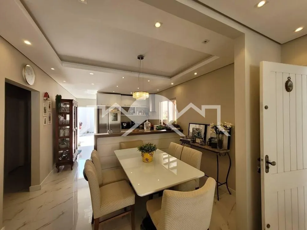 Casa, 3 quartos, 170 m² - Foto 2