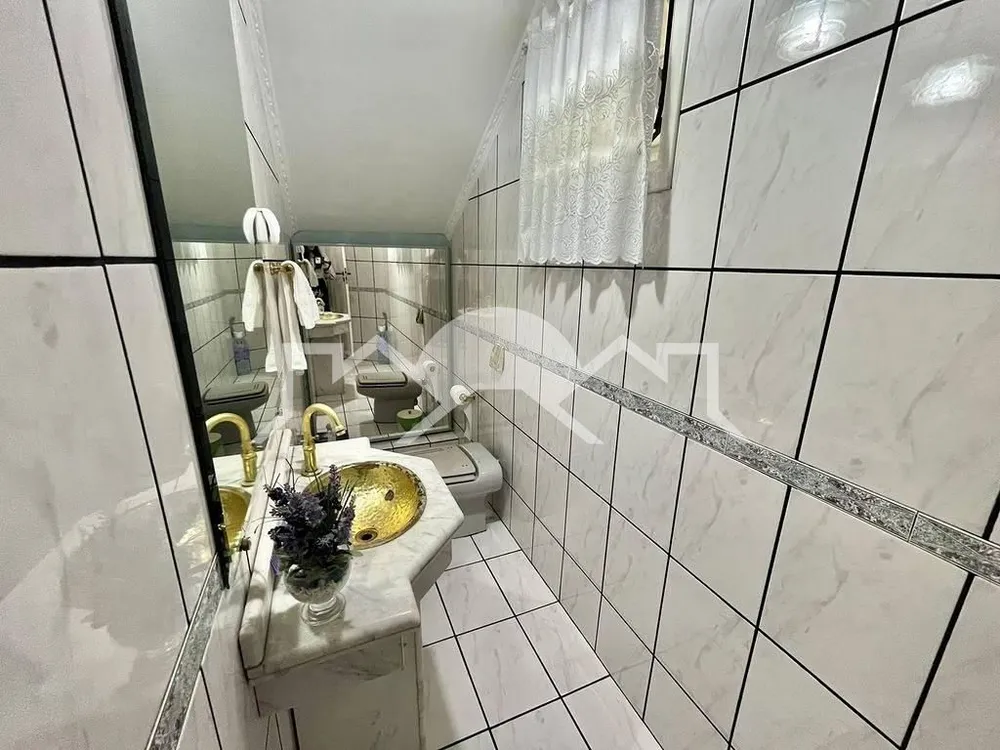 Casa, 4 quartos, 273 m² - Foto 2