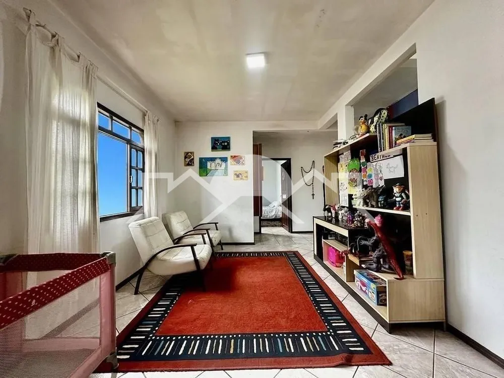 Casa, 4 quartos, 202 m² - Foto 2