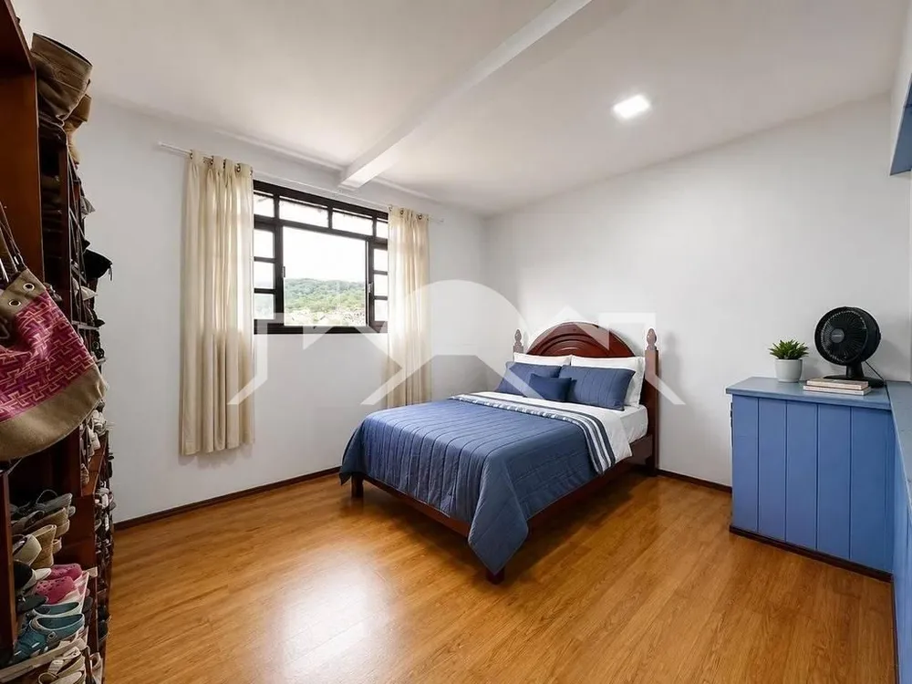Casa, 4 quartos, 202 m² - Foto 4