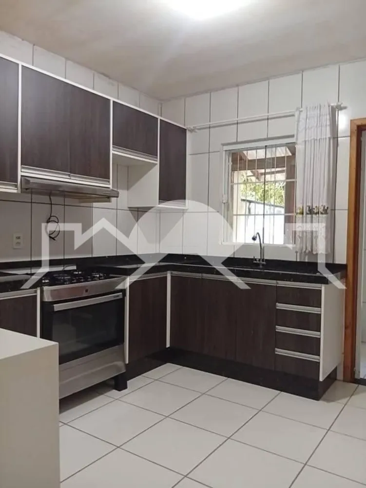 Casa, 2 quartos, 68 m² - Foto 1