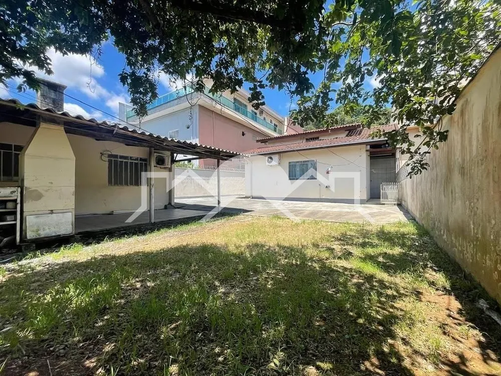 Casa, 6 quartos, 212 m² - Foto 3