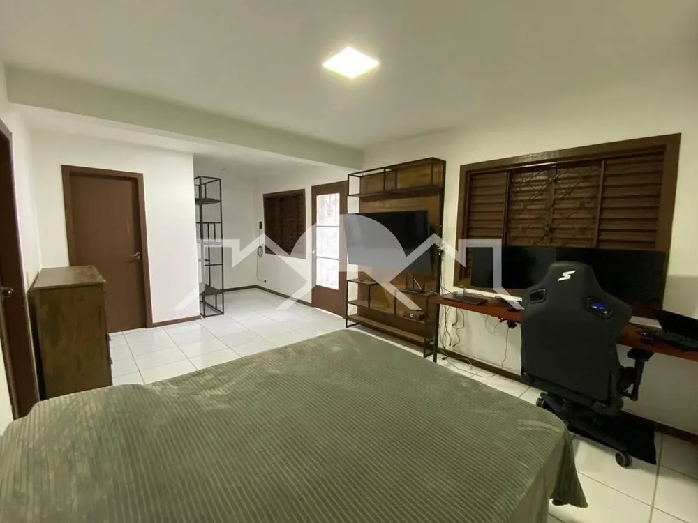 Casa, 4 quartos, 260 m² - Foto 2