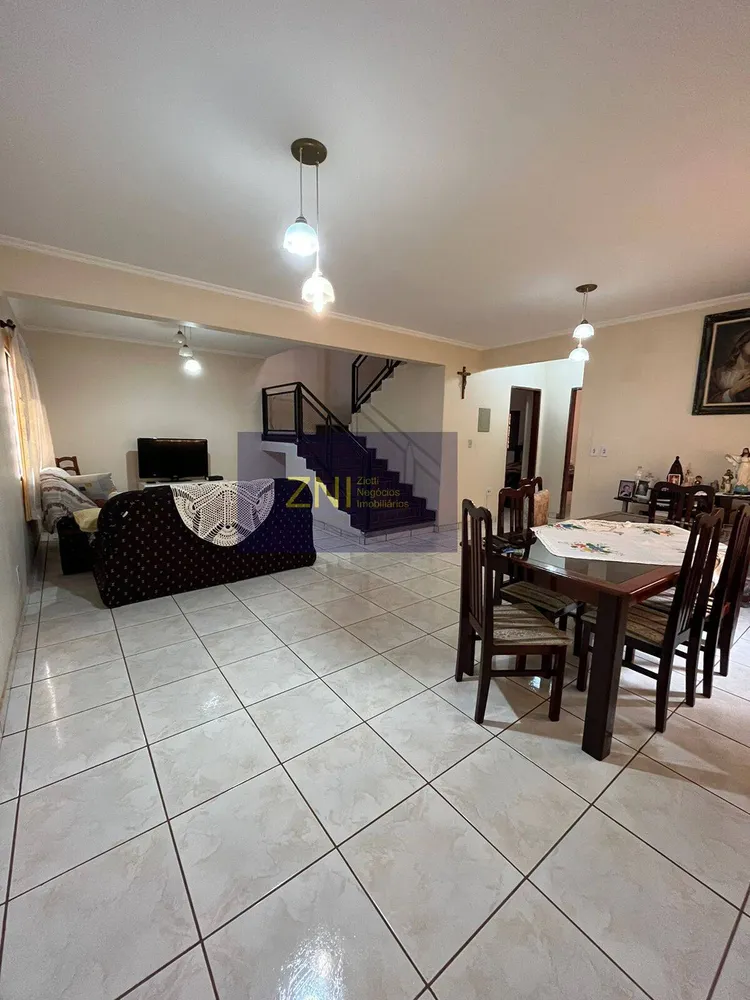 Casa, 4 quartos, 280 m² - Foto 4