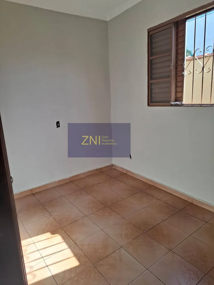 Casa, 3 quartos, 174 m² - Foto 1