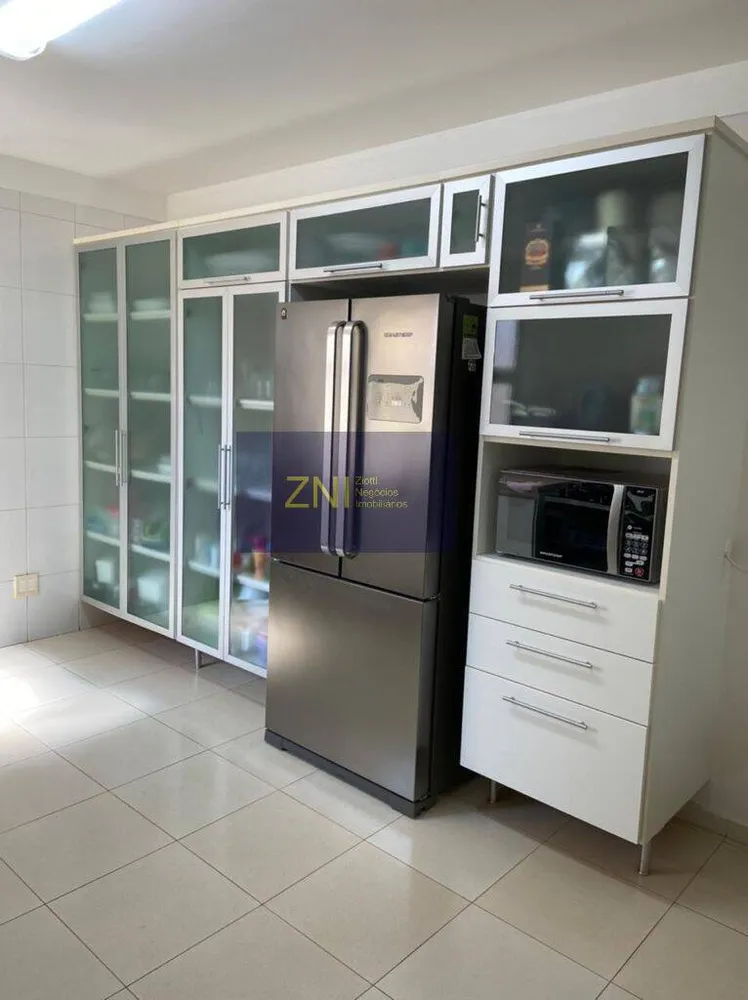 Apartamento, 3 quartos, 265 m² - Foto 1