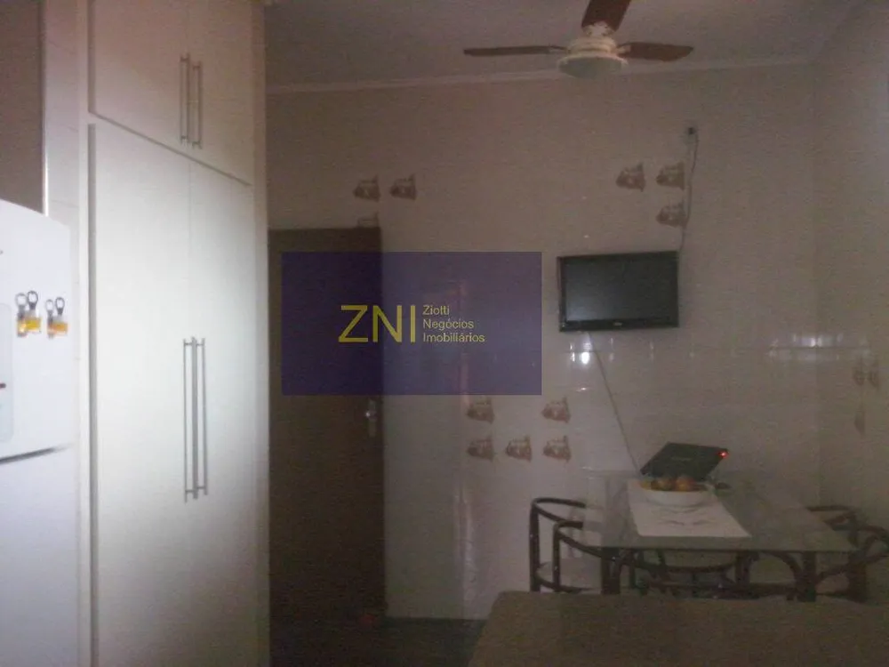 Casa, 3 quartos, 250 m² - Foto 6