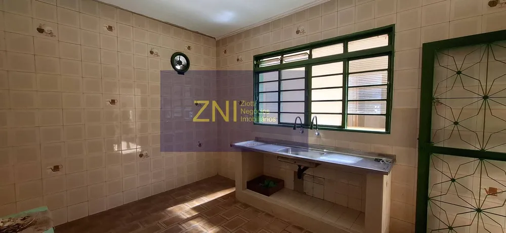Casa, 5 quartos, 270 m² - Foto 5