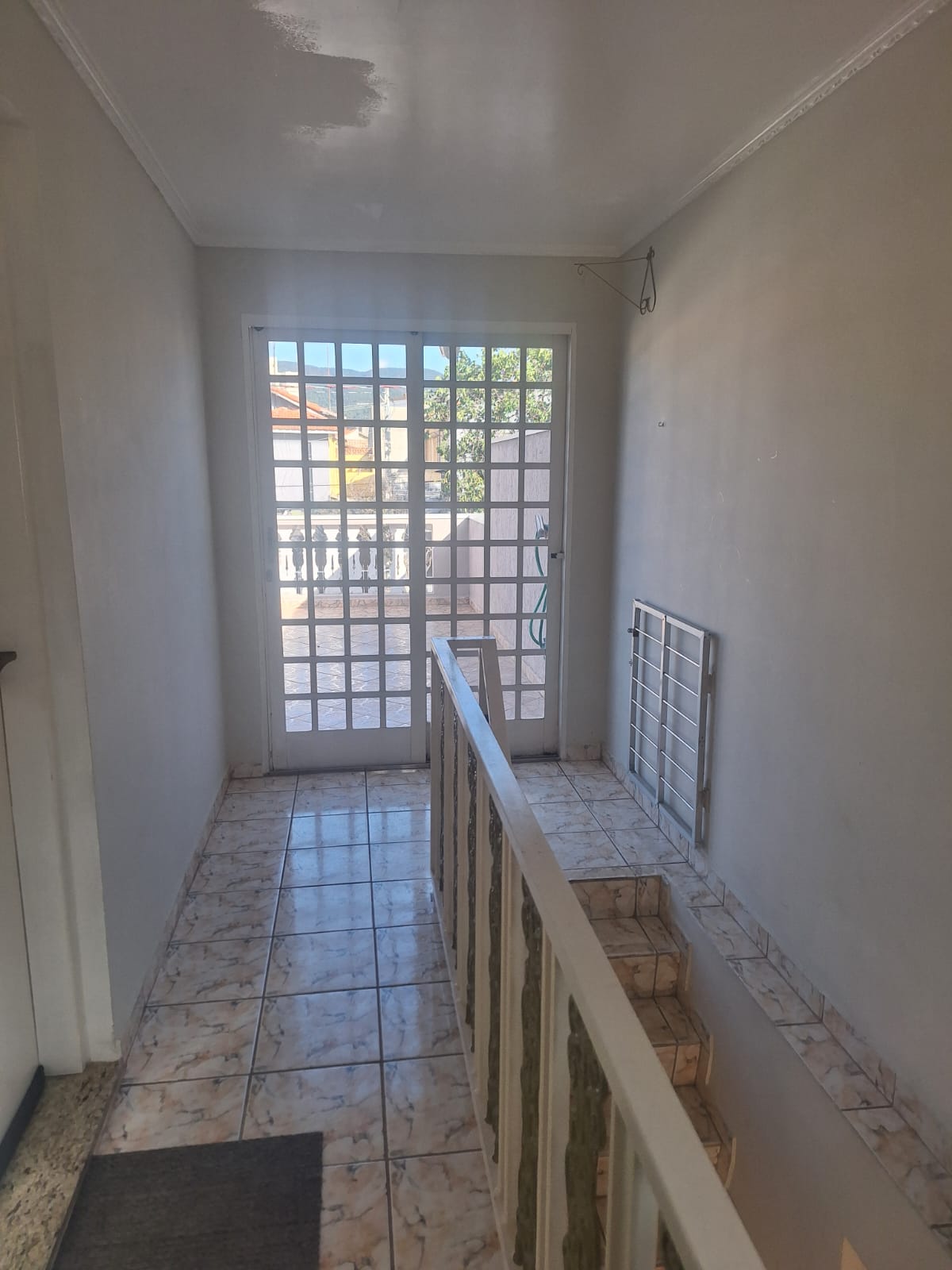 Casa à venda com 2 quartos, 90m² - Foto 8