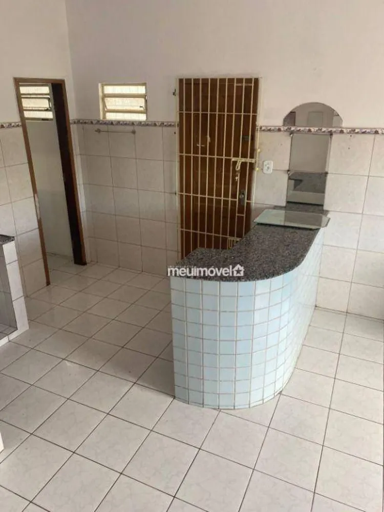 Casa, 5 quartos, 250 m² - Foto 3