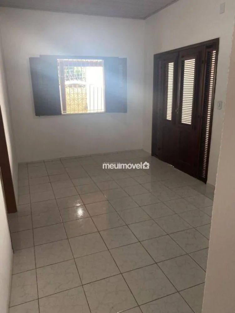 Casa, 5 quartos, 250 m² - Foto 1