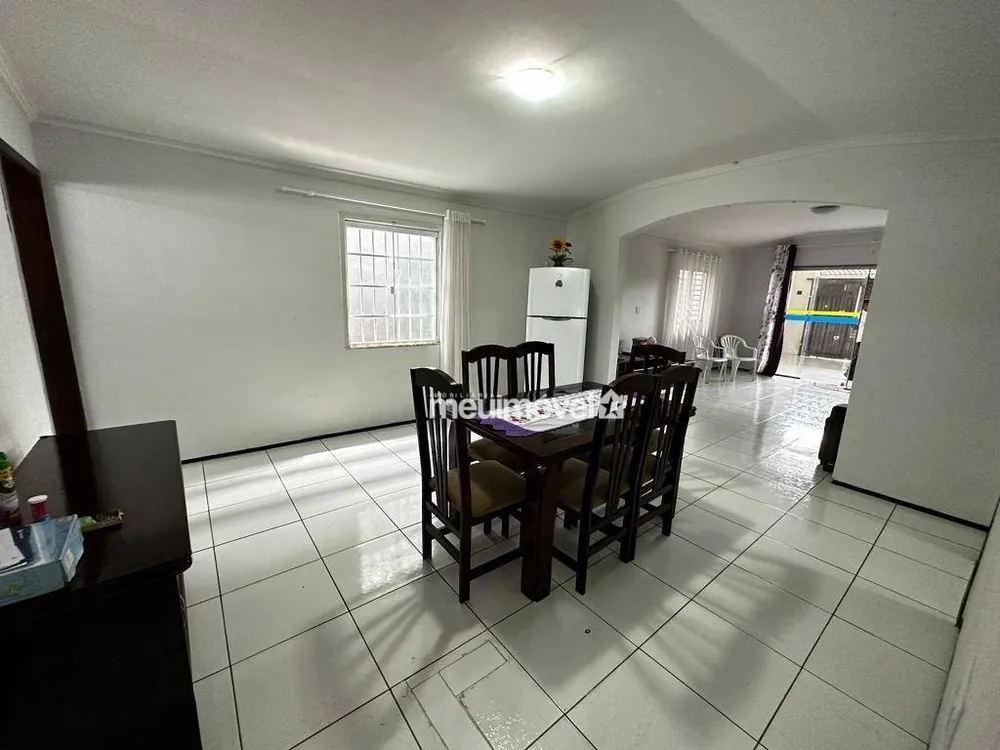 Casa, 3 quartos, 250 m² - Foto 4