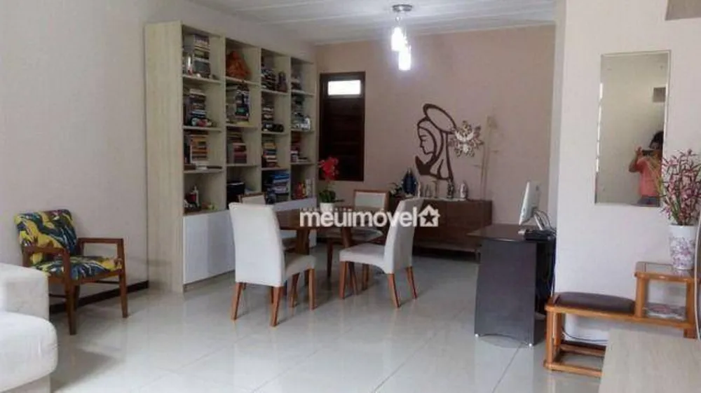 Casa, 3 quartos, 283 m² - Foto 1