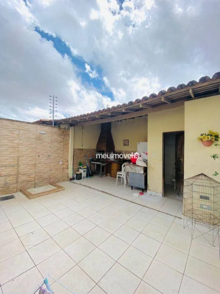 Casa, 4 quartos, 200 m² - Foto 2