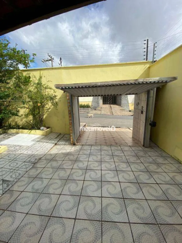 Casa, 3 quartos, 198 m² - Foto 1