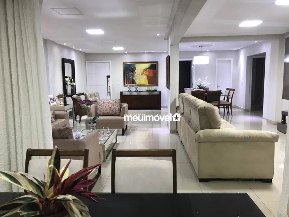 Apartamento, 3 quartos, 191 m² - Foto 1