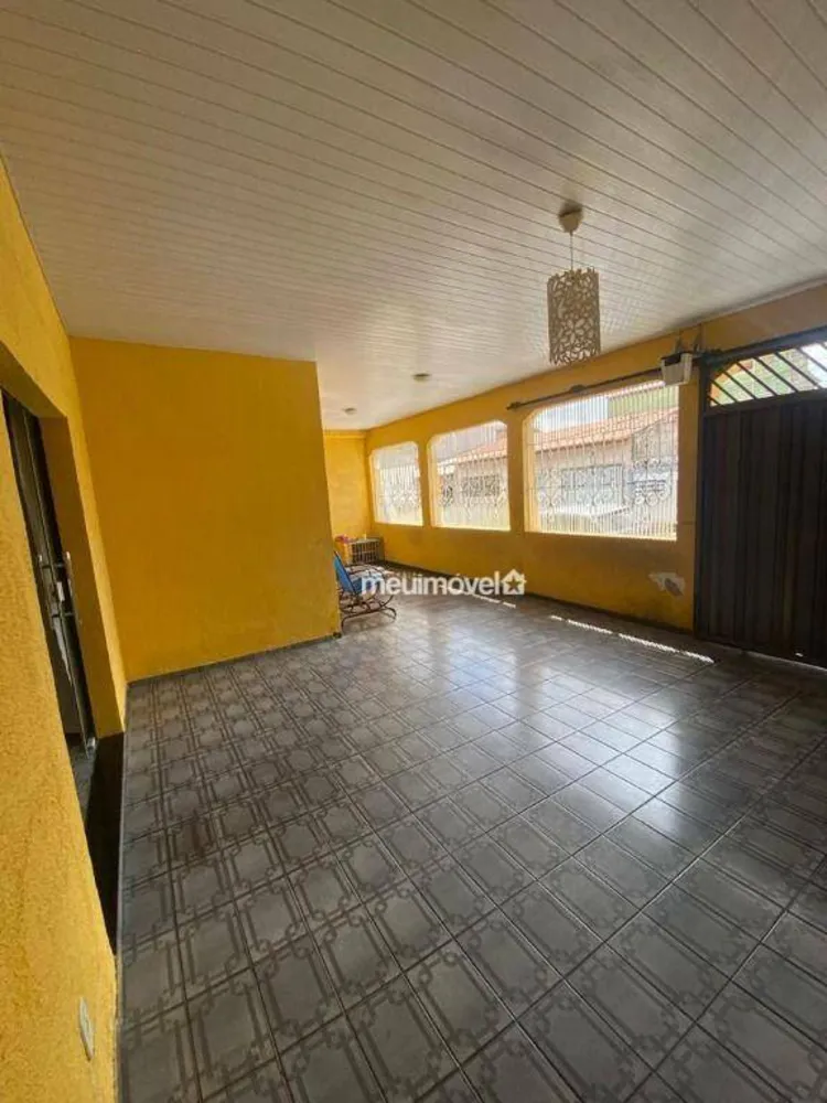 Casa, 4 quartos, 180 m² - Foto 4
