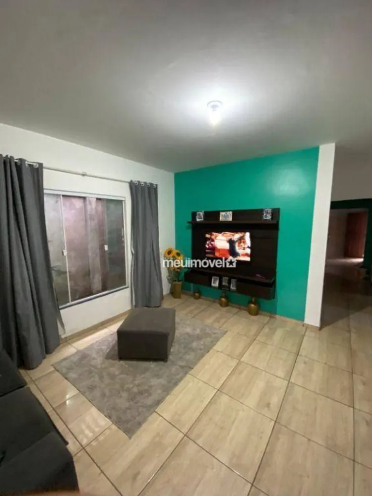 Casa, 3 quartos, 200 m² - Foto 2