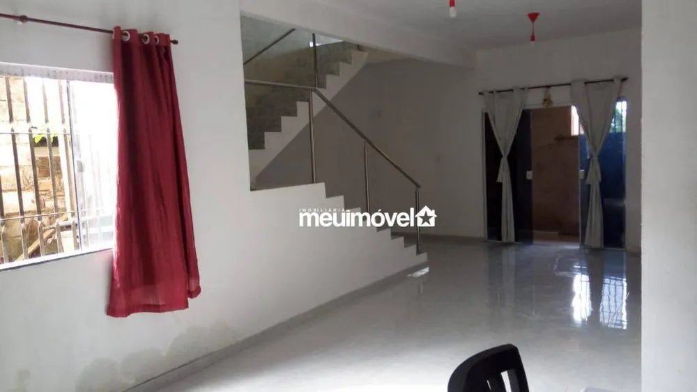 Casa, 3 quartos, 245 m² - Foto 3