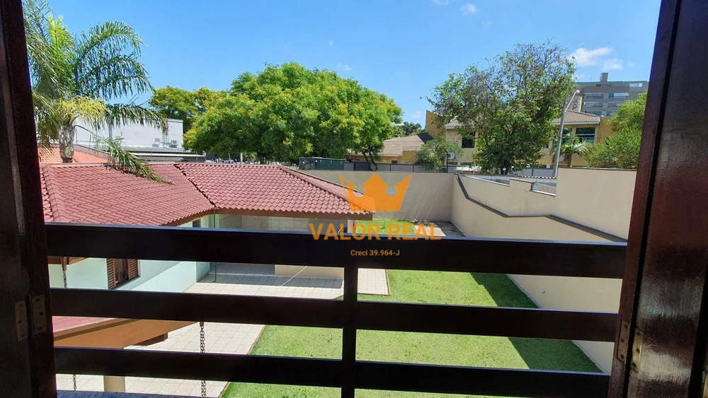 Casa, 3 quartos, 342 m² - Foto 1