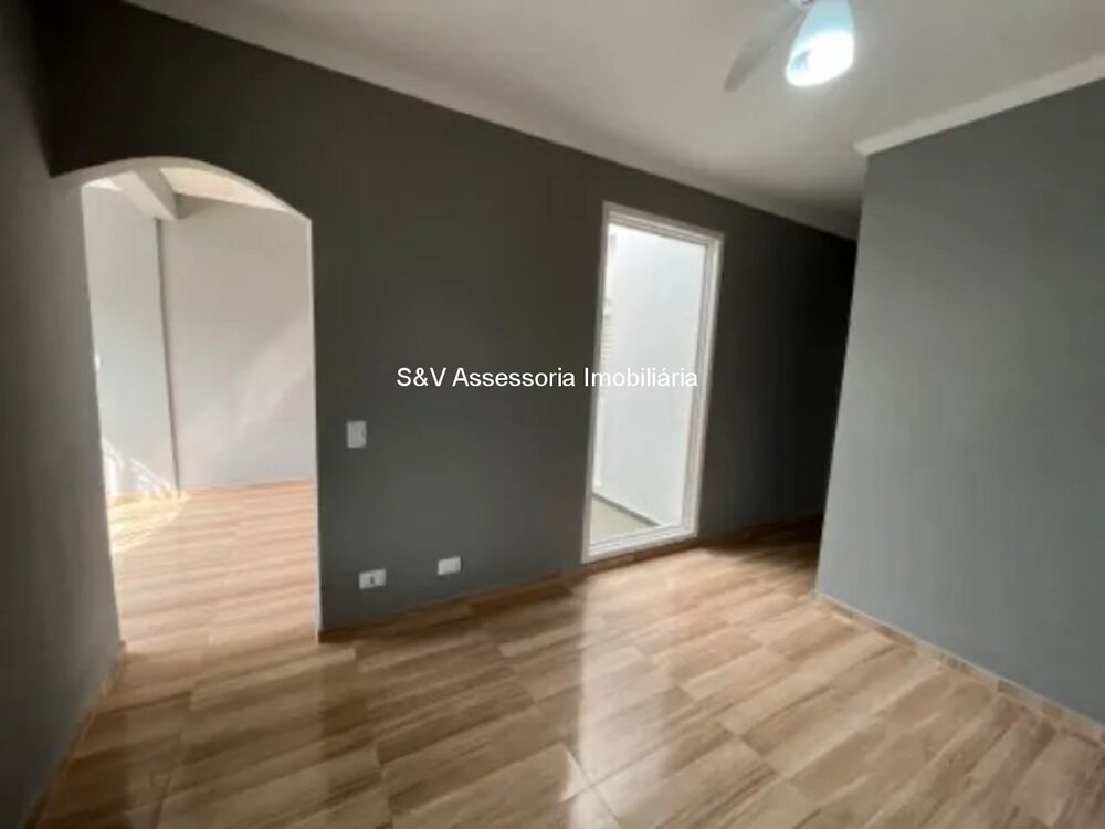 Casa à venda com 3 quartos, 180m² - Foto 4