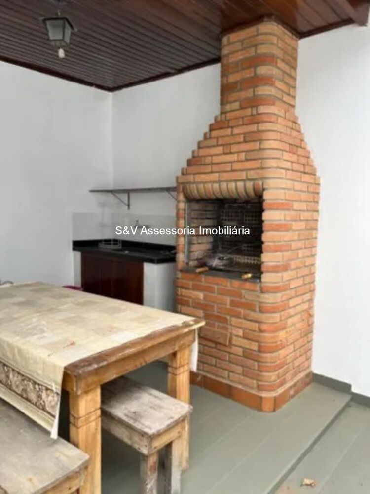 Casa à venda com 3 quartos, 180m² - Foto 13