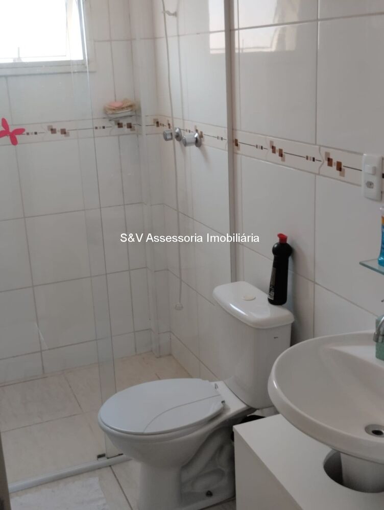 Apartamento à venda com 3 quartos, 110m² - Foto 2