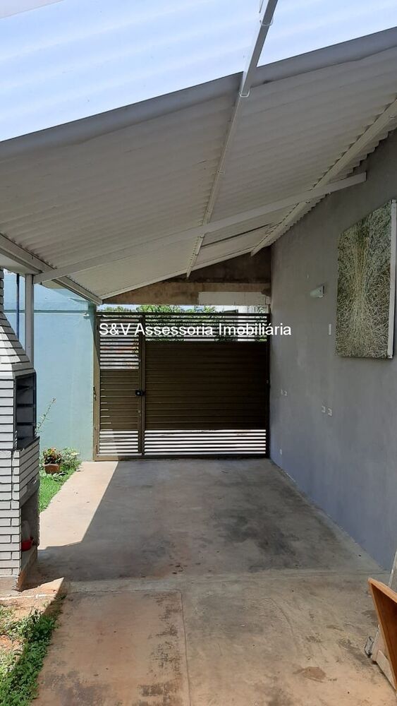 Casa à venda com 2 quartos, 132m² - Foto 2