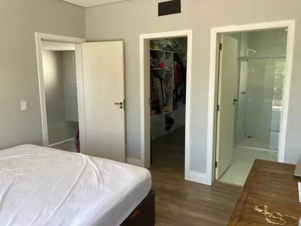 Casa de Condomínio à venda com 3 quartos, 243m² - Foto 18