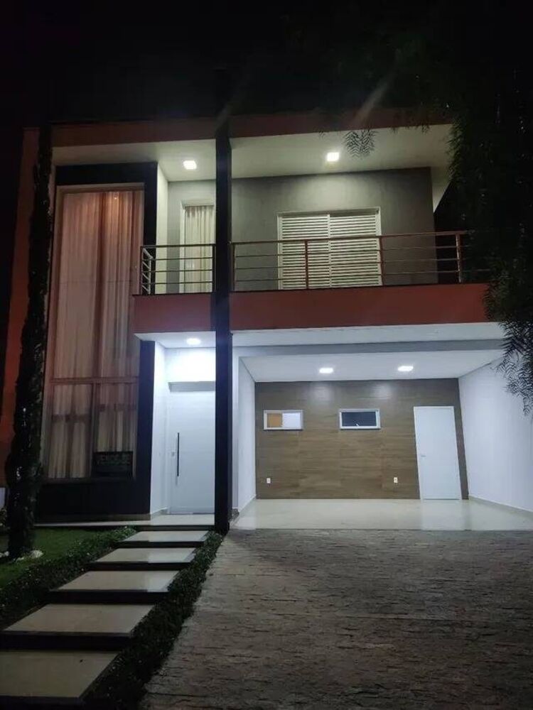 Casa de Condomínio à venda com 3 quartos, 197m² - Foto 1