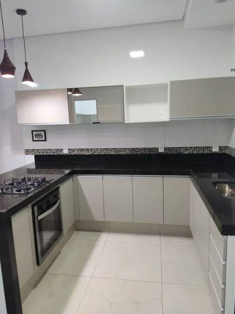 Casa de Condomínio à venda com 3 quartos, 197m² - Foto 2