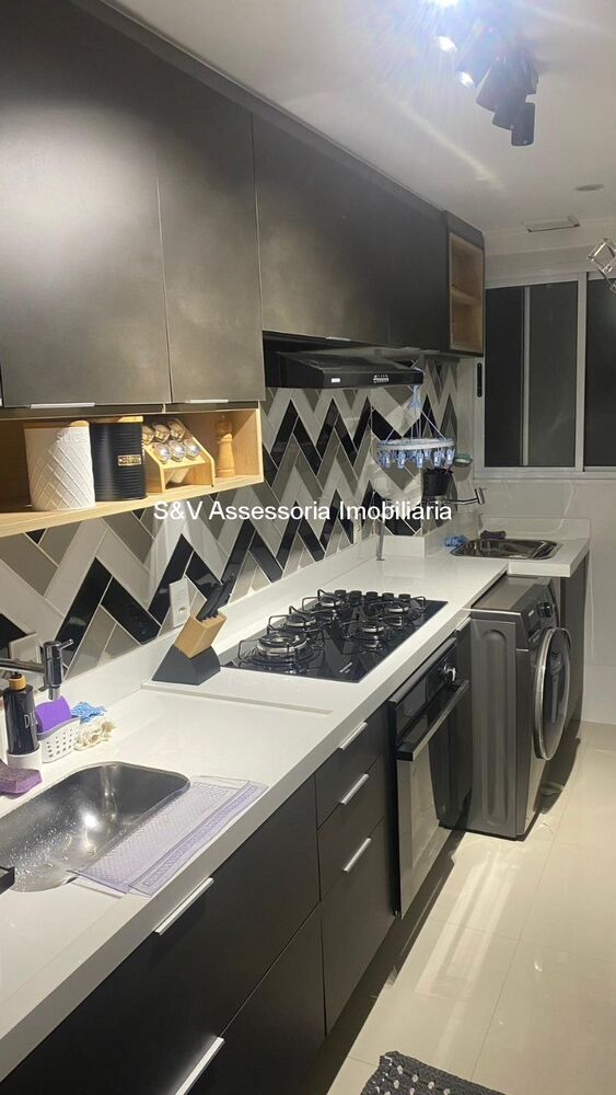 Apartamento à venda com 2 quartos, 48m² - Foto 2