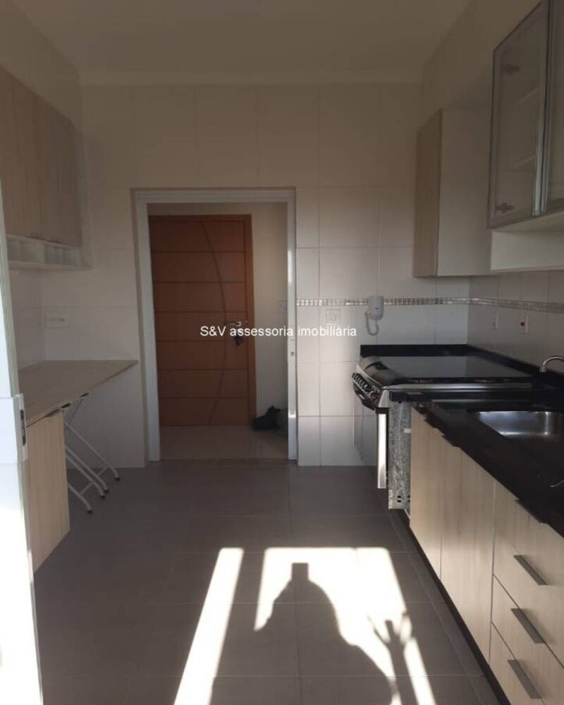 Apartamento à venda com 3 quartos, 85m² - Foto 7