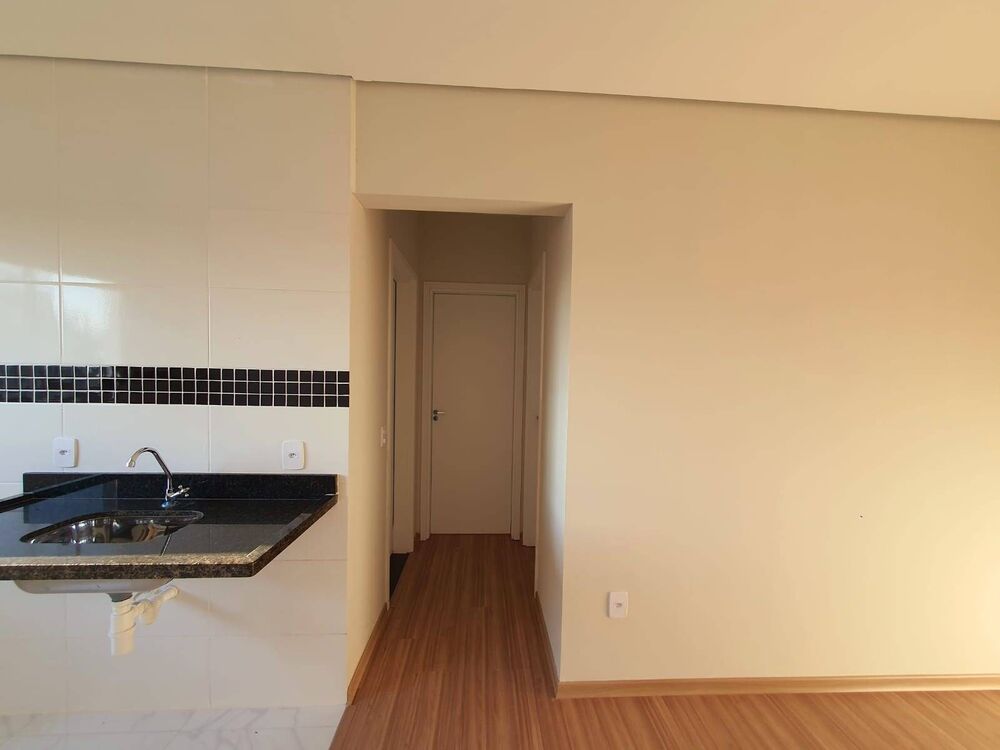 Apartamento à venda com 2 quartos, 46m² - Foto 2