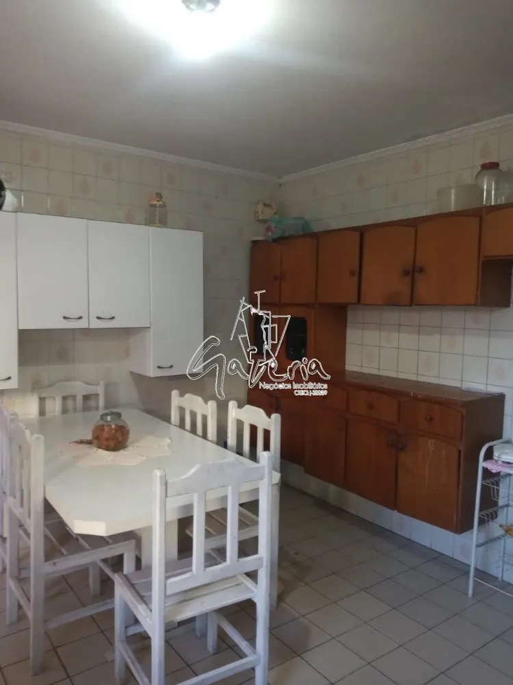 Casa, 3 quartos, 198 m² - Foto 5