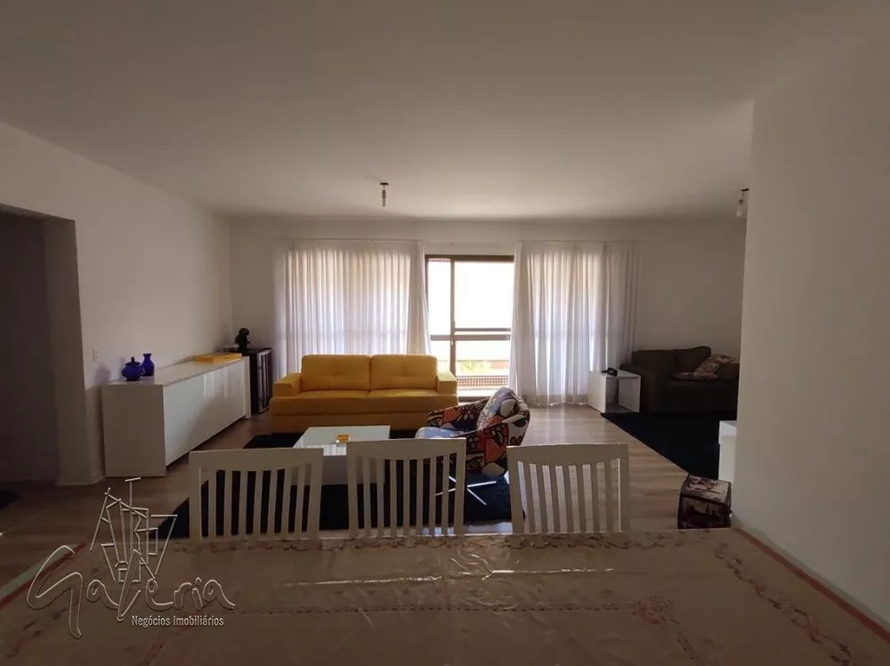 Apartamento à venda com 3 quartos, 189m² - Foto 1