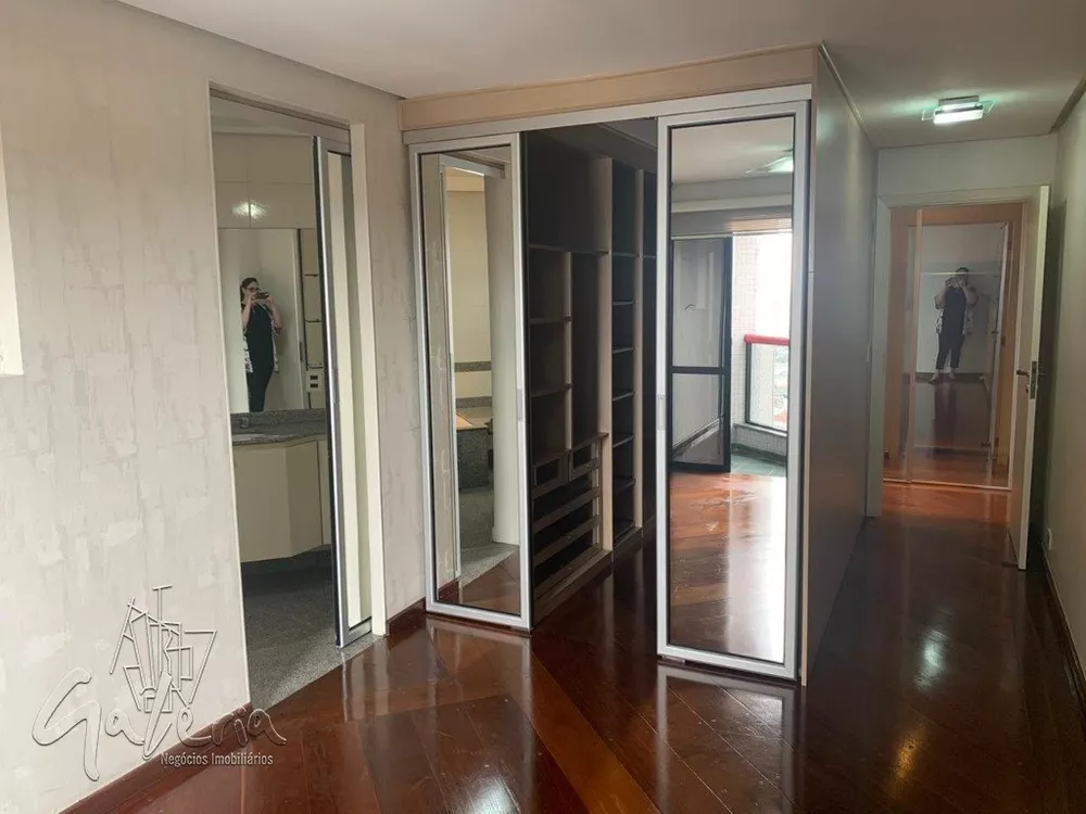 Apartamento à venda com 3 quartos, 156m² - Foto 8