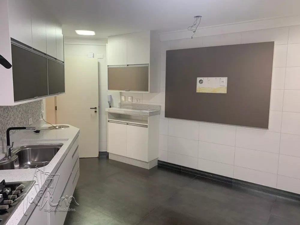 Apartamento à venda com 3 quartos, 156m² - Foto 5