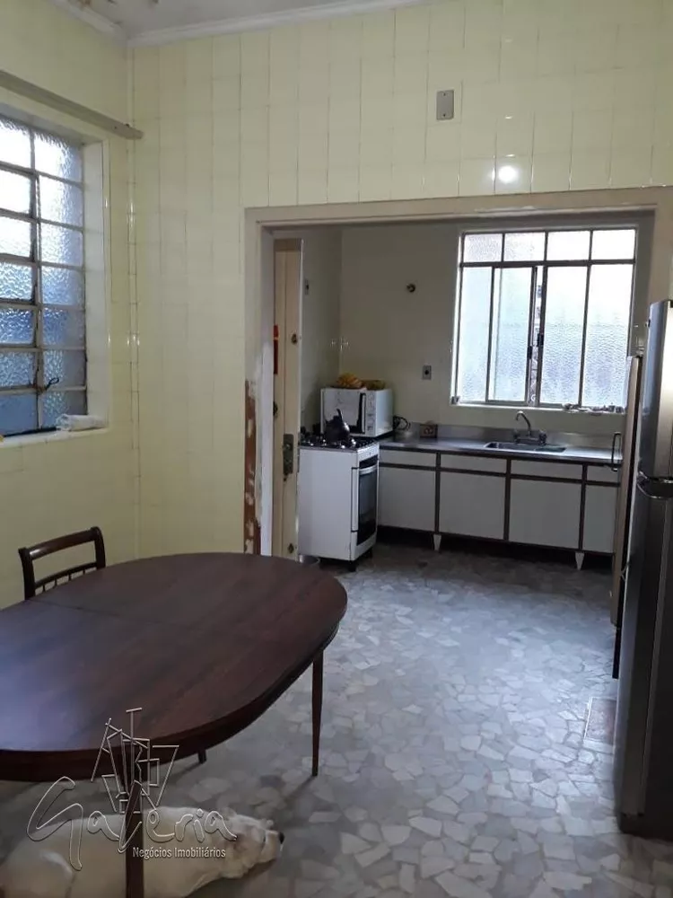 Casa à venda com 3 quartos, 250m² - Foto 12