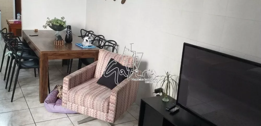 Casa à venda com 3 quartos, 180m² - Foto 4