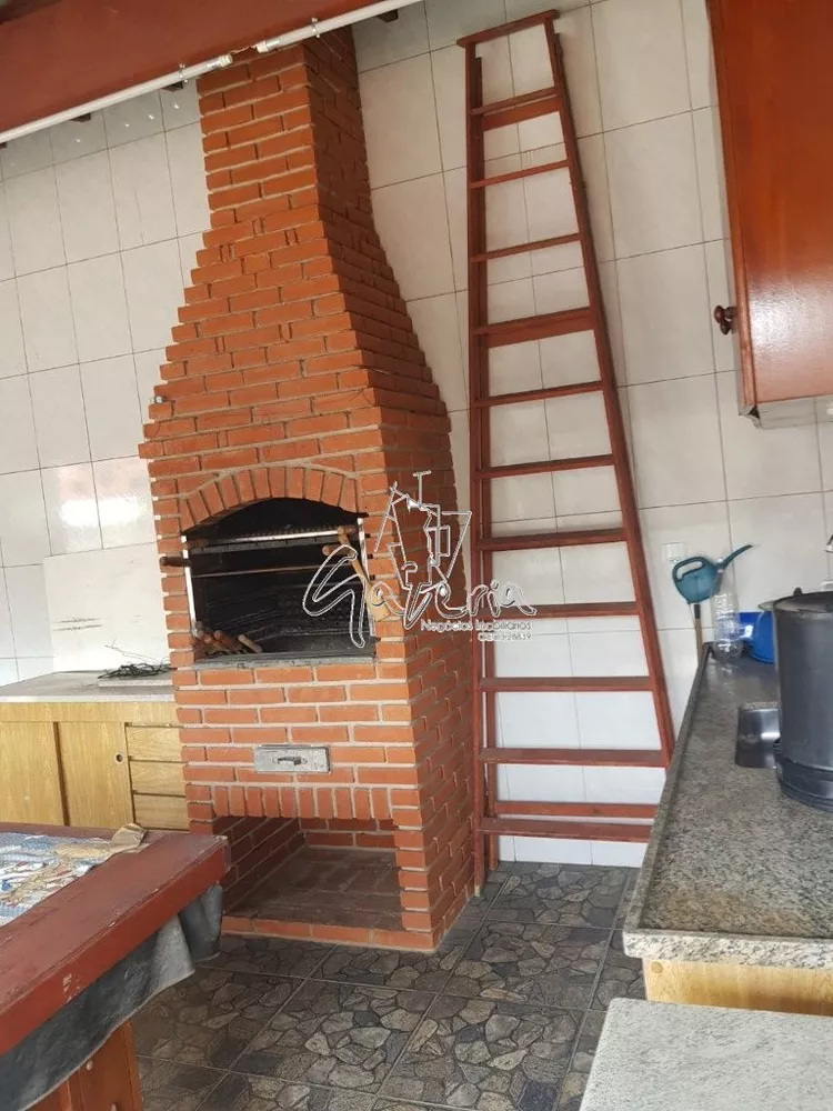 Casa, 4 quartos, 144 m² - Foto 1