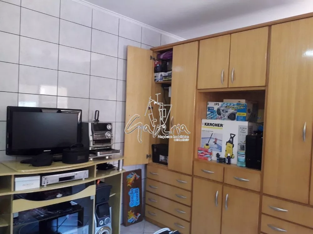 Casa à venda com 3 quartos, 266 - Foto 3