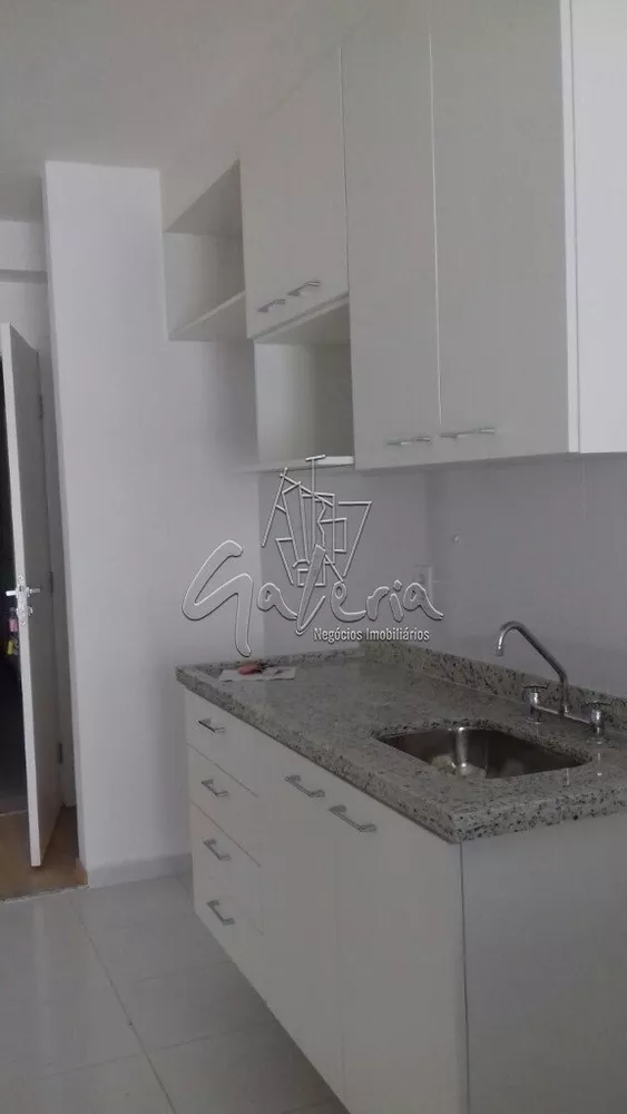 Apartamento à venda com 2 quartos, 64m² - Foto 11