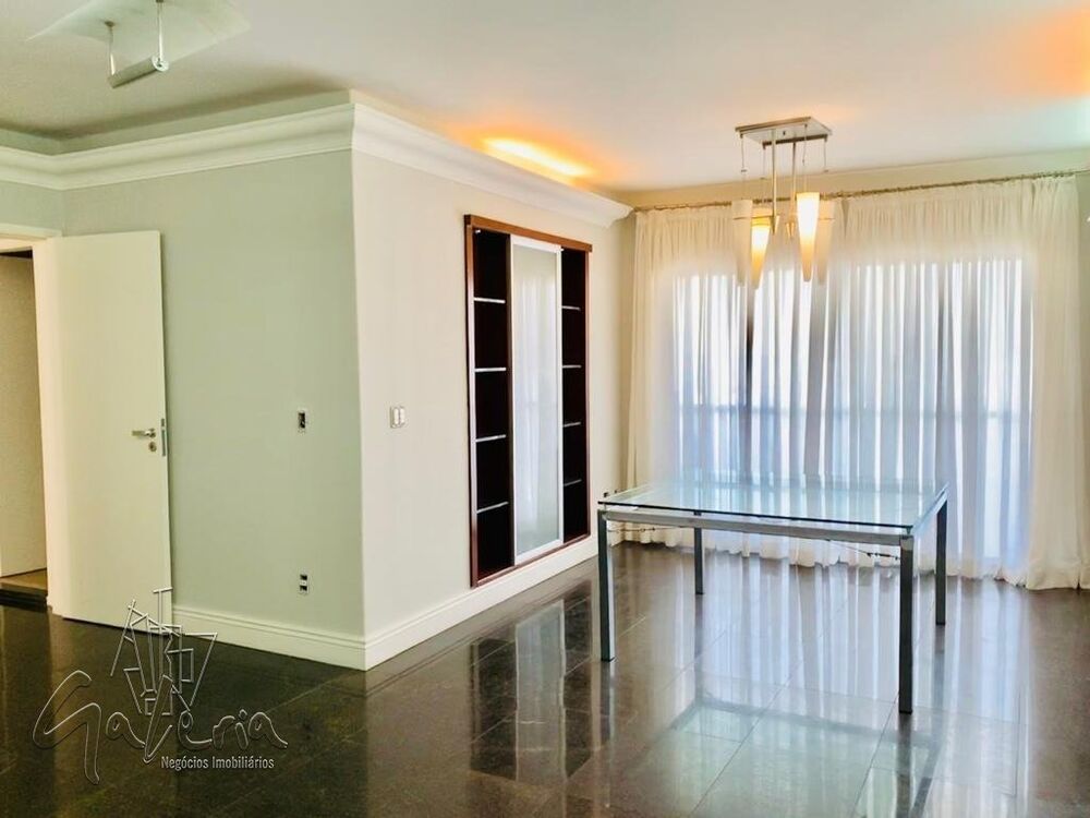 Apartamento à venda com 4 quartos, 143m² - Foto 1