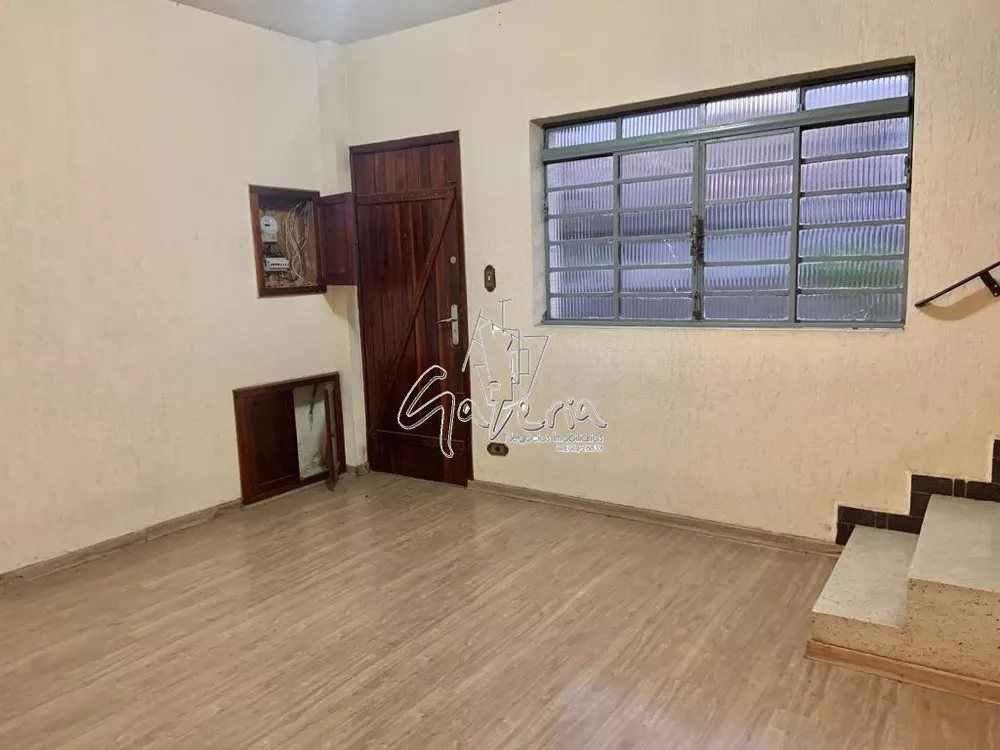 Sobrado à venda com 2 quartos, 100m² - Foto 1