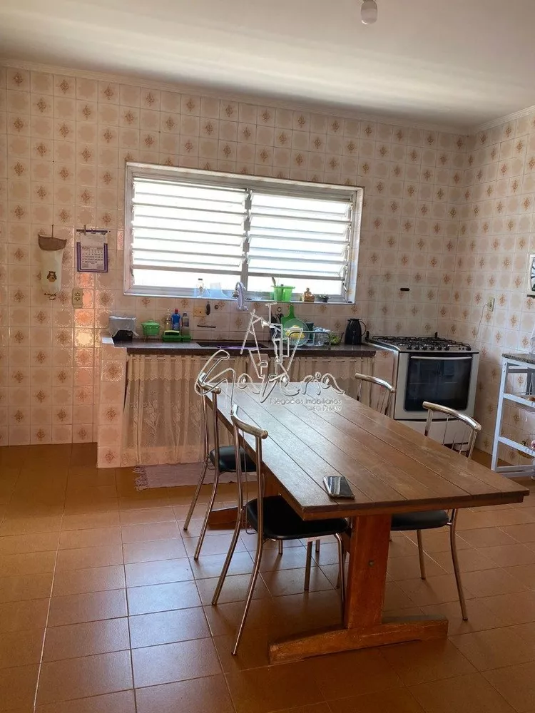 Casa à venda com 4 quartos, 224m² - Foto 6