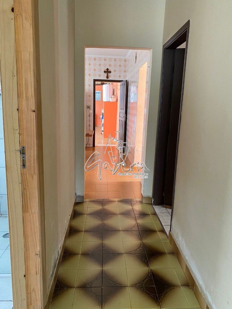 Casa à venda com 4 quartos, 224m² - Foto 9