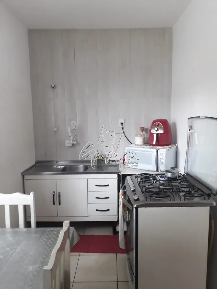 Casa, 2 quartos, 252 m² - Foto 14