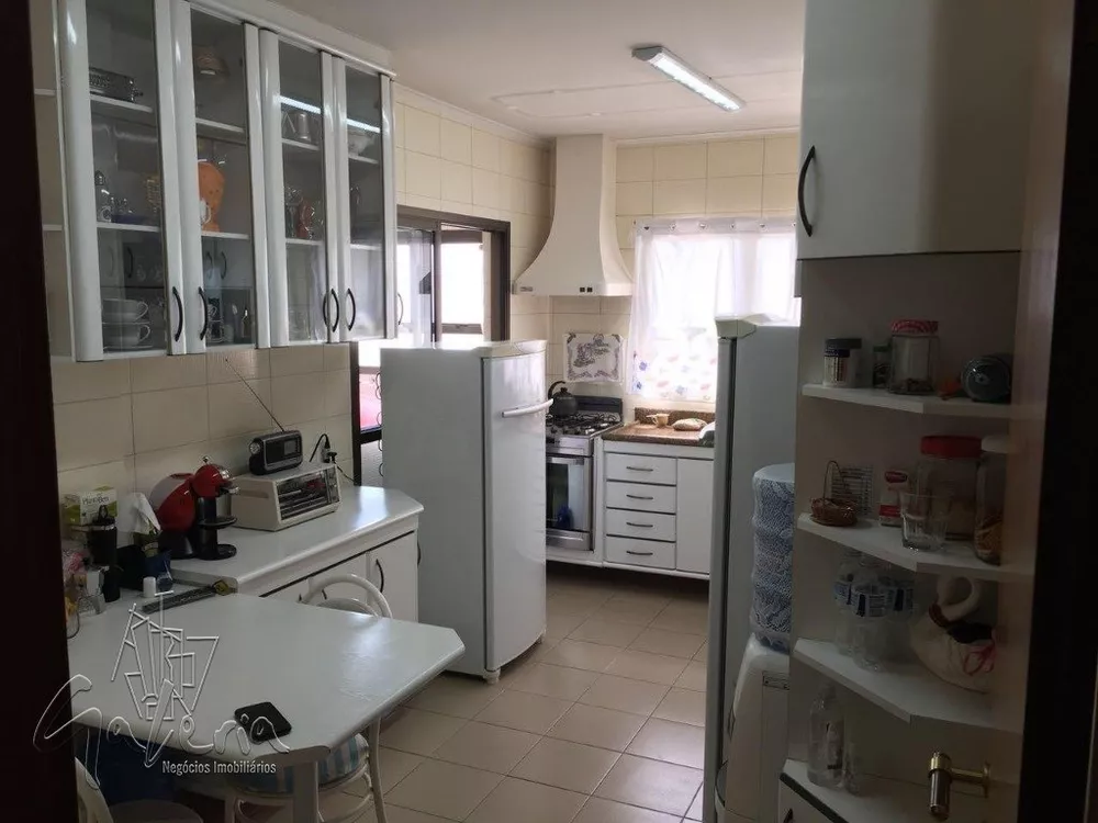 Apartamento à venda com 3 quartos, 106m² - Foto 4